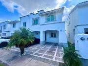 Casa EN VENTA EN LA MARINA