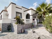 Casa en venta en La Marina, Alicante Costa Blanca