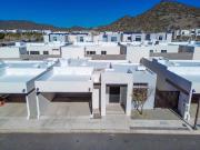 CASA EN VENTA EN LA MIRADS RESIDENCIAL