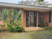 casa en venta en la morada. Cod V108193