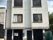 casa en venta en la patria. Cod V407637
