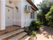 Casa en Venta en La Pobla de Vallbona