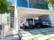 Casa Amplia en Venta La Primavera Culiacán ¡Lista para...
