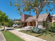 Casa en venta en la privada Tumin, en el Yucatán Country...