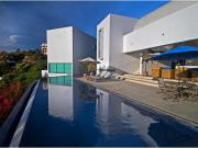 RESIDENCIA PUNTA MANZANILLO