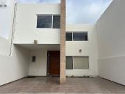 CASA EN VENTA EN LA QUERENCIA, POCITOS AGUASCALIENTES...