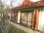 CASA EN VENTA EN LA REINA