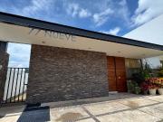 CASA EN VENTA EN LA RIOJA DE UNA SOLA PLANTA IMPECABLE