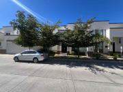 CASA EN VENTA EN LA RIOJA RESIDENCIAL
