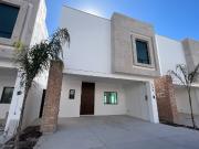 Casa en venta en La Rioja Residencial, Torreón, Coahuila...