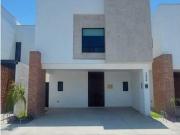 Casa en venta en La Rioja Residencial, Torreón, Coahuila...
