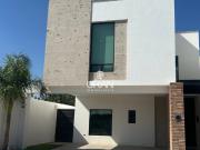 Casa en venta en La Rioja Residencial, Torreón, Coahuila...