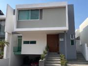 Casa en venta en La Rioja, Tlajomulco de Zúñiga, Jalisco