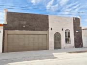 Casa en venta en La Rosa, Torreón, Coahuila de Zaragoza