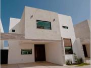 Casa en venta en La Toscana Residencial, Torreón,...