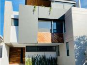 CASA EN VENTA EN LA VISTA/ QUERÉTARO