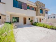 CASA EN VENTA, EN LA VISTA, QUERETARO