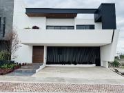 Casa en venta en La Vista Residencial, Querétaro