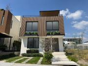 CASA EN VENTA FRAC. LA VISTA RESIDENCIAL, 05 MIN PASEO...