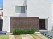 CASA EN VENTA EN LAGO DE CHAPALA 132, Juriquilla,...