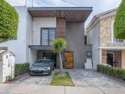 Casa en VENTA en Lago del Campestre