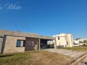 Casa en venta en Lagos de Canning