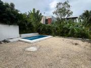 Casa en Venta en Lagos del Sol | Alberca, Jardín y...