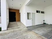 CASA EN VENTA EN LAGOS DEL VERGEL