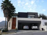 CASA EN VENTA EN LAGOS DEL VERGEL