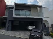 CASA EN VENTA EN LAGOS DEL VERGEL, CARRETERA NACIONAL MTY