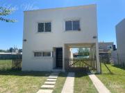 Casa en Venta en Laguna Azul Apto Crédito