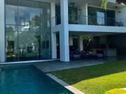 Casa en venta en Laguna Club Guayaquil