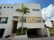 Casa en Venta en Laguna Puerto Cancun