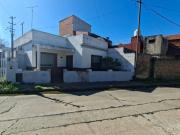 Casa en venta en Lanus Oeste