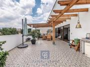 CASA EN VENTA EN LAS AGUILAS