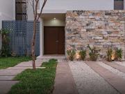 Casa en venta en LAS AMERICAS| ENTREGA INMEDIATA |...