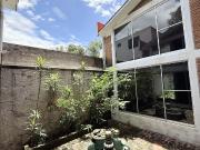 Casa en Venta en Las Arboledas justo frente al Club de...