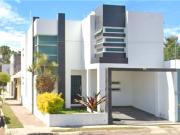 Casa en venta en Las Brisas, Tepic, Nayarit