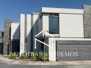 Casa en Venta en Las Cruces en Apodaca en Esquina con...