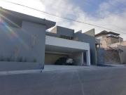 Casa en Venta en Las Cumbres, Monterrey, Nuevo León Casa en Venta en Las Cumbres, Monterrey, Nuevo León