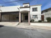 Casa en venta en Las Cumbres, Monterrey, Nuevo León