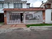 casa en venta en las margaritas. Cod V3876