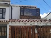 casa en venta en las margaritas usaquén. Cod V51955