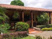 casa en venta en las mercedes. Cod V108174