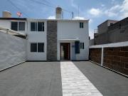 CASA EN VENTA EN LAS PLAZAS