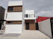 Casa en venta en Las Puertas del Desierto, Torreón,...