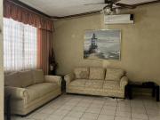 Casa en venta en Las Quintas A1