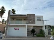 CASA EN VENTA EN LAS QUINTAS DE OPORTUNIDAD