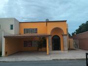 Casa en venta en Las Quintas, Torreón con piscina y...