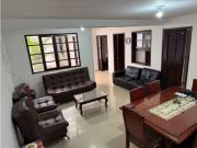 Casa en venta, en Laureles en Medellín